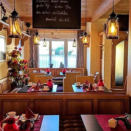 Hotel Drostenhof Garni 3*